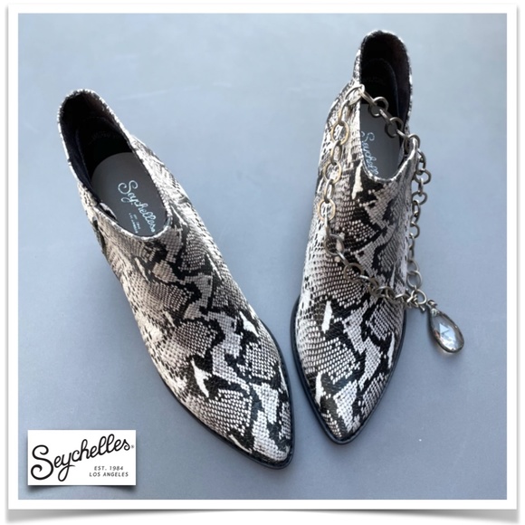 Seychelles Chaparral Black/White Python 7.5 - Picture 6 of 6